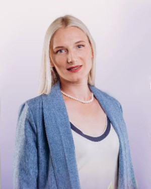 Директор Корниенко Юлия Андреевна Директор Корниенко Юлия Андреевна.